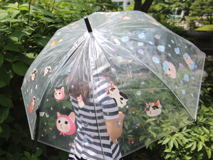 傘や、マグカップなど、<br>いろいろなものに貼って、<br>オリジナルのchoo chooグッズを<br>作るのもオススメ◎