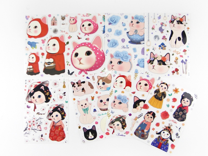 種類、絵柄も豊富にご用意しています♪<br>思わず、全部揃えたくなっちゃいますね◎<br>※売り切れ、廃番の柄もございます。