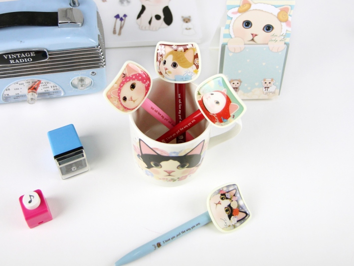 何本か揃えて<br>デスクに飾っても素敵です💙<br>※売り切れ、廃番の柄もございます。