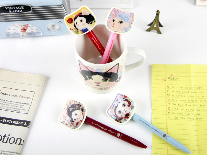 何本か揃えてデスクに飾っても<br>かわいい♪