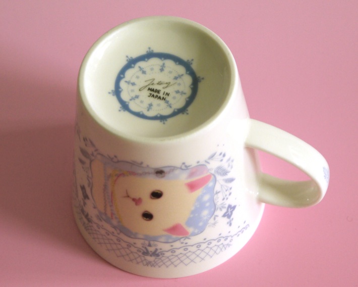 底には、Jetoyのサインが描かれています🐈<br>「MADEINJAPAN」の文字も。