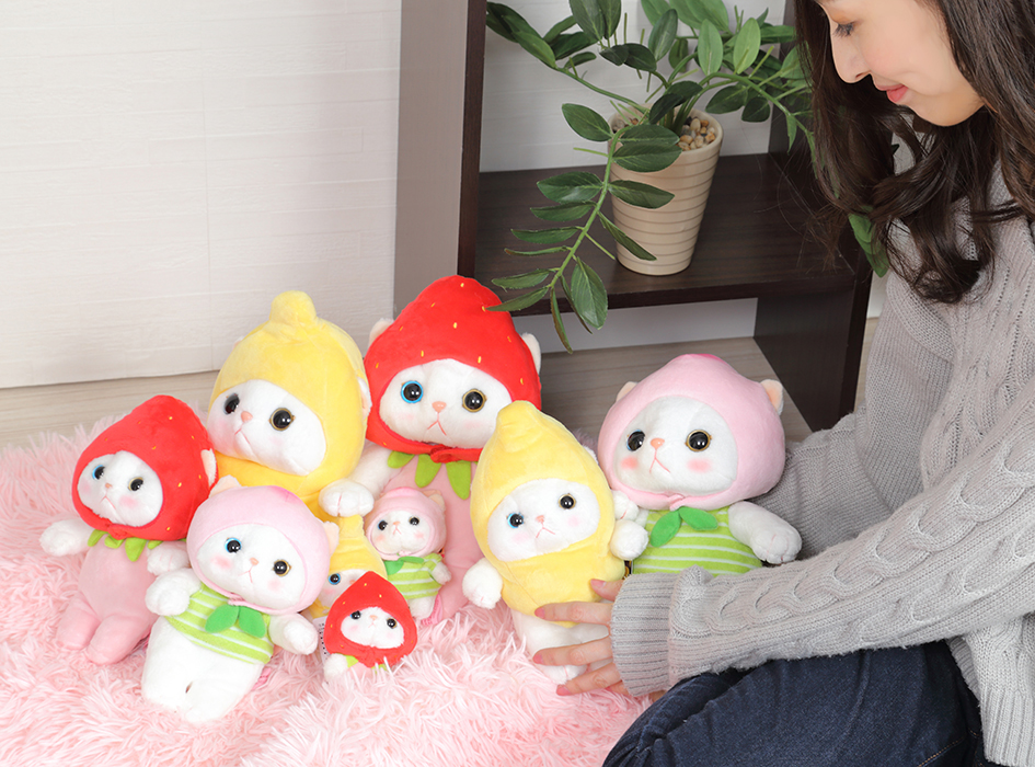 フルーツ猫のぬいぐるみたちと<br>一緒に飾ればかわいさも２倍♪<br>たくさんのchoo chooに囲まれて<br>癒されてくださいね！