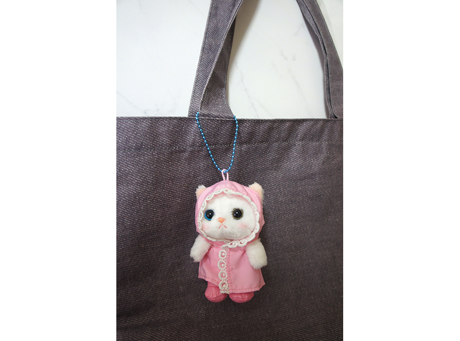 猫のぬいぐるみ 雨ふりピンク｜猫グッズ・猫雑貨のchoo choo本舗