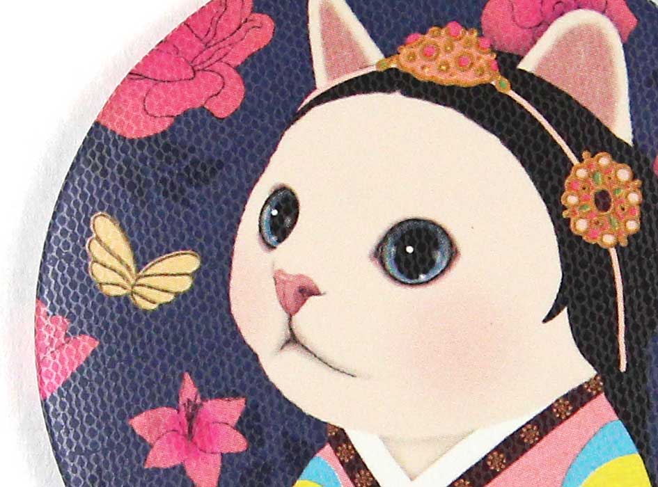 イラストの表面はエンボス加工が施され<br>高級感のある仕上がりです♪