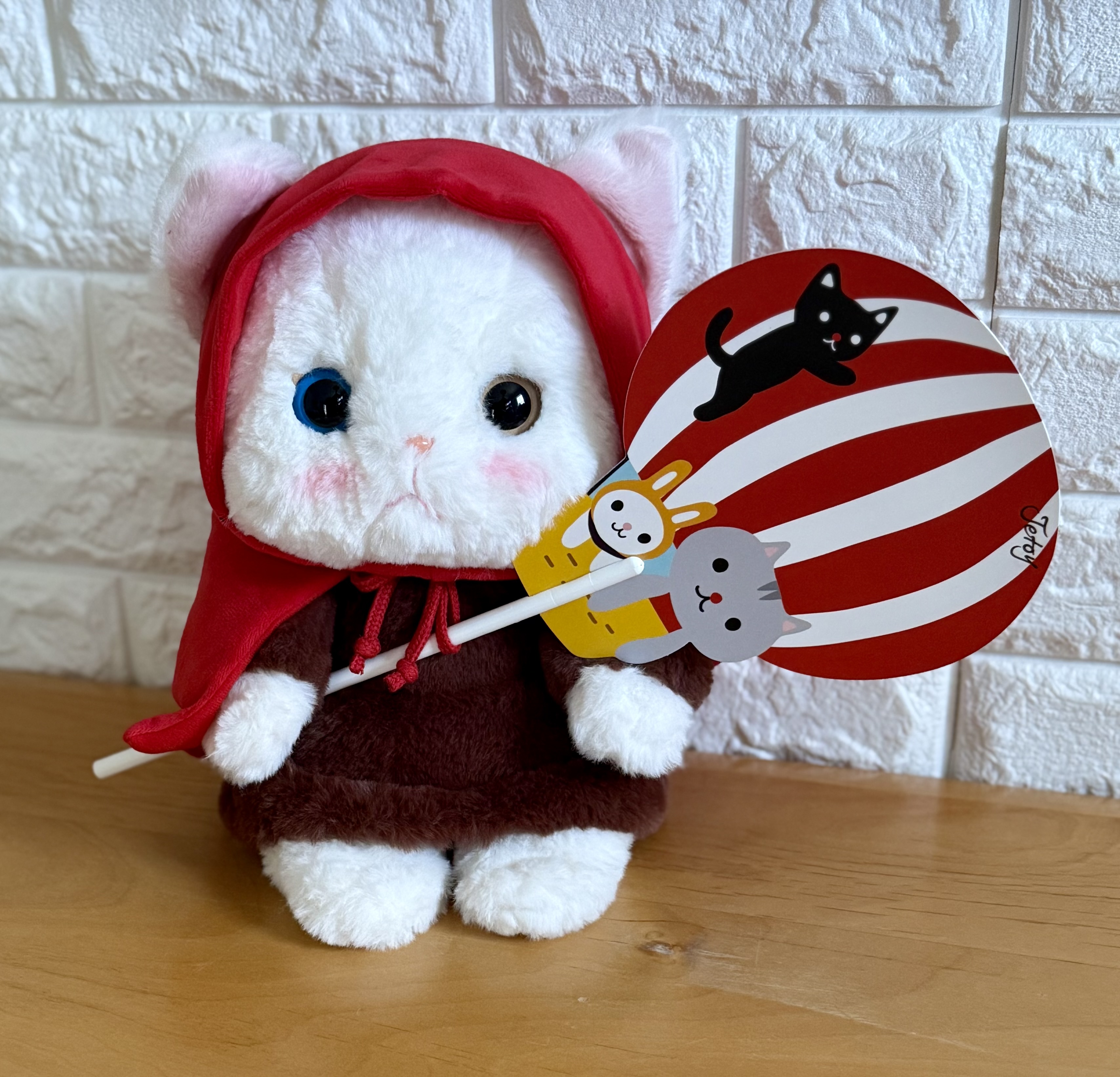 GWセール【激レア！】宇多田ヒカル公式グッズ　猫ぬい、バンダナ、うちわ新品セット 猫のうちわ 気球｜猫グッズ・猫雑貨のchoo choo本舗